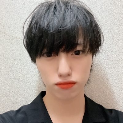 亜城 璃音 画像