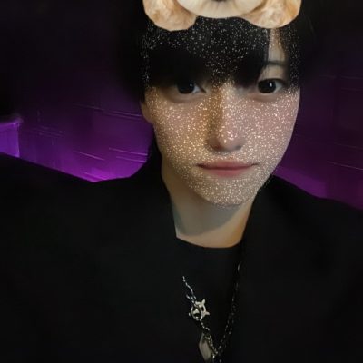 亜城 璃音 画像